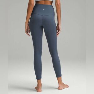 Lululemon Align High-Rise Pant 28"
Size 8